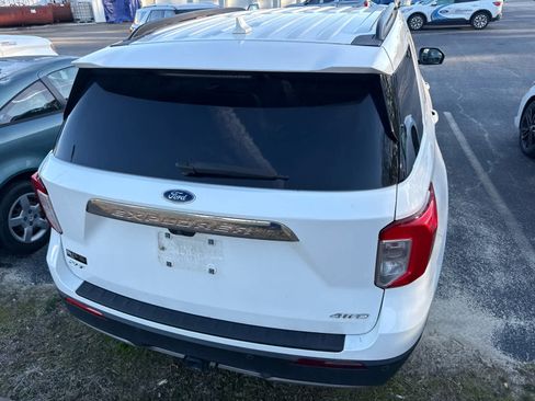 Used 2023 Ford Explorer XLT w/ Equipment Group 202A image 24