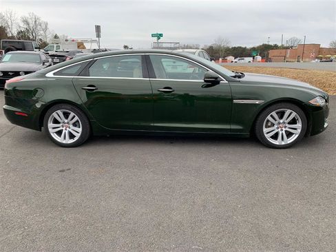 Used 2016 Jaguar XJ L Portfolio image 3