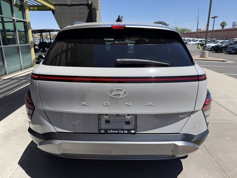 Used 2024 Hyundai Kona Limited FWD image 13