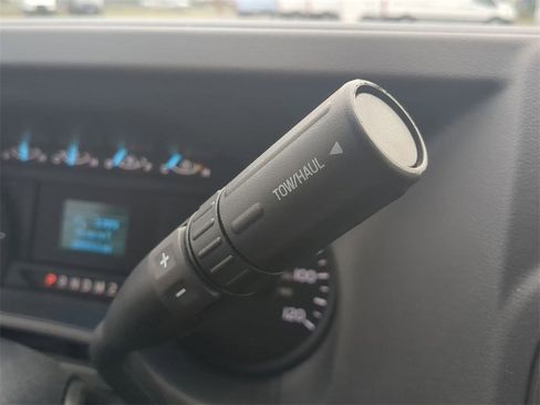 New 2024 Ford E-350 and Econoline 350 Super Duty w/ Power Windows & Locks Group image 15