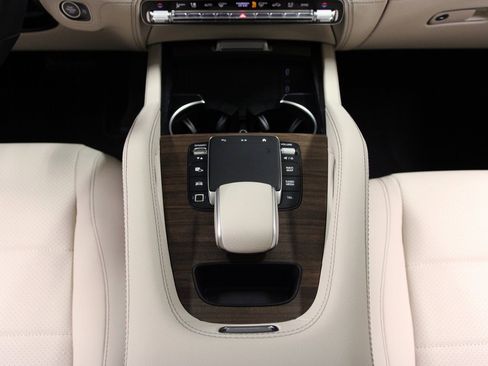 New 2026 Mercedes-Benz GLE 450 4MATIC image 11