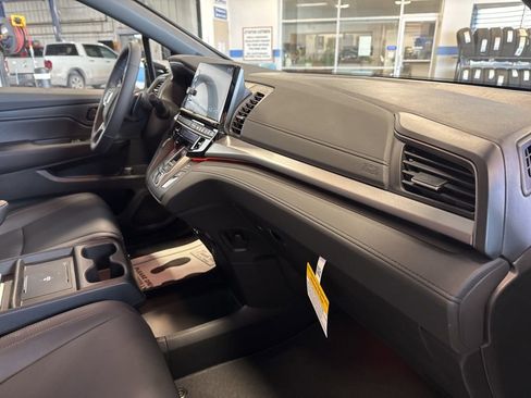 Certified 2026 Honda Odyssey Sport-L image 30