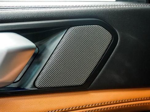 Used 2024 BMW X6 xDrive40i w/ Executive Package image 10