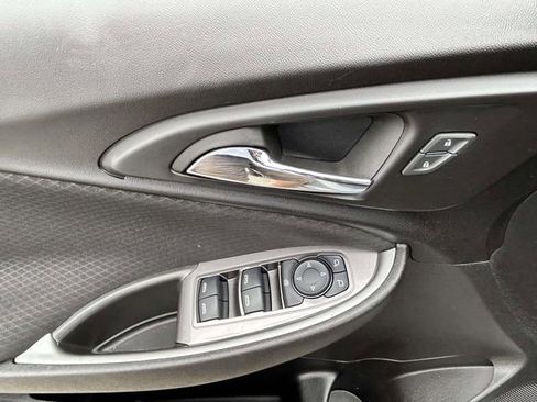 Used 2024 Chevrolet Malibu LT image 13