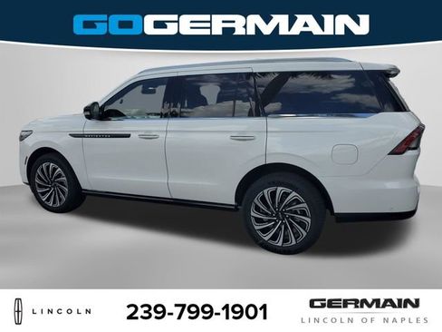 New 2025 Lincoln Navigator Black Label image 11