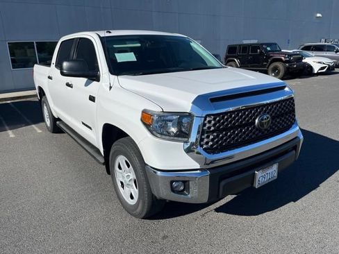 Used 2019 Toyota Tundra SR5 w/ SR5 Upgrade Package RWD image 2