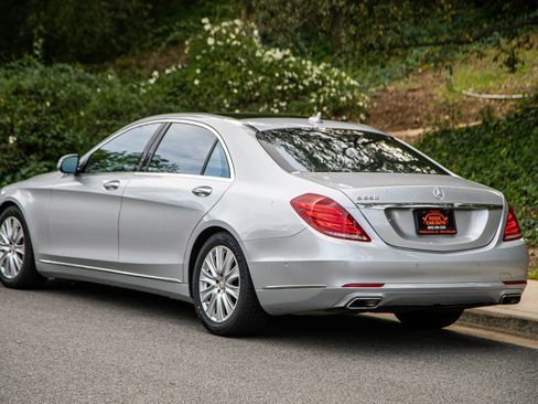 Used 2015 Mercedes-Benz S 550 Sedan image 6