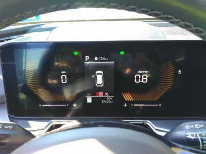 Used 2025 Kia Sorento EX w/ Panoramic Sunroof Package FWD image 20
