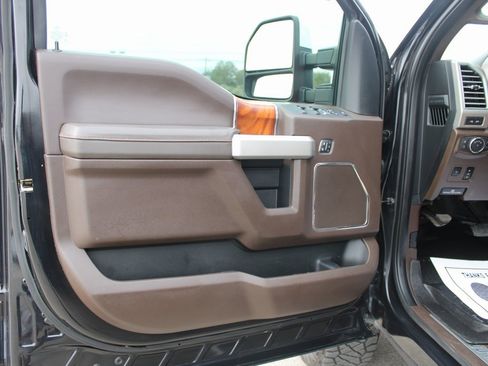 Certified 2019 Ford F250 King Ranch w/ King Ranch Ultimate Package image 20