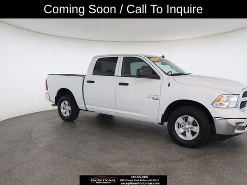 Used 2023 RAM 1500 Classic SLT w/ Electronics Group AWD/4WD image 28