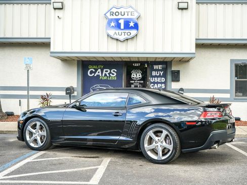 Used 2014 Chevrolet Camaro SS w/ RS Package RWD image 5