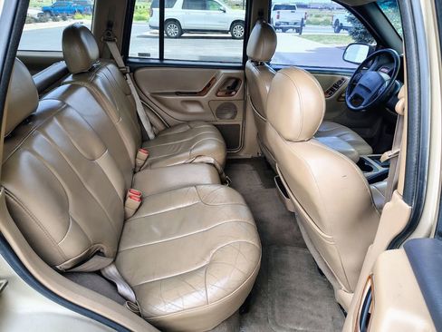 Used 1999 Jeep Grand Cherokee Laredo AWD/4WD image 19