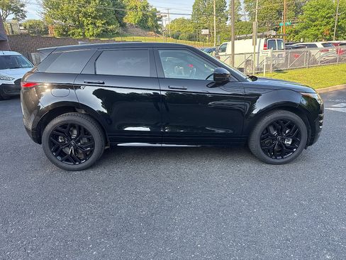 Used 2023 Land Rover Range Rover Evoque R-Dynamic SE AWD/4WD image 4