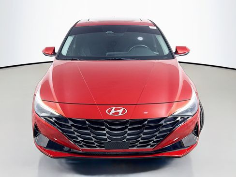 Used 2021 Hyundai Elantra Limited FWD image 2