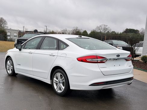 Used 2018 Ford Fusion S image 8