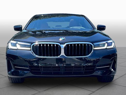 Certified 2023 BMW 530i w/ Premium Package RWD image 4