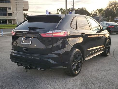 Certified 2022 Ford Edge SE w/ Black Appearance Package image 4