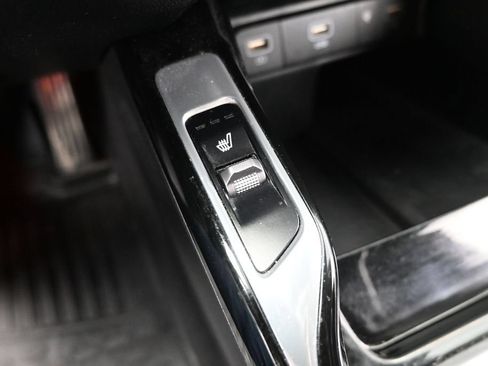 Used 2023 Kia Sorento SX AWD/4WD image 24