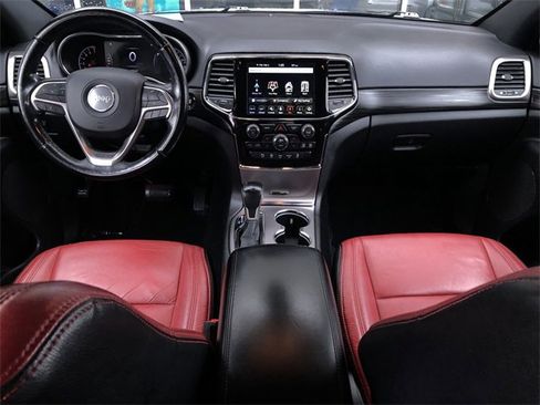 Used 2020 Jeep Grand Cherokee Altitude image 12