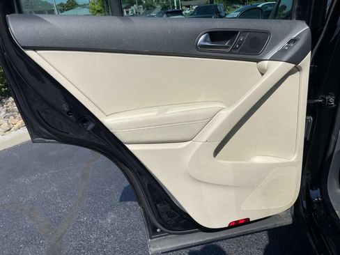 Used 2017 Volkswagen Tiguan Wolfsburg Edition AWD/4WD image 23