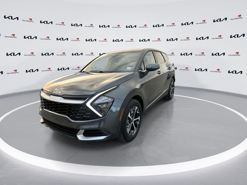 Certified 2023 Kia Sportage EX FWD image 4