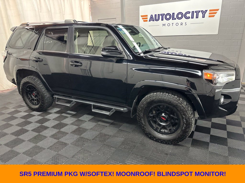 Used 2022 Toyota 4Runner SR5 Premium w/ Moonroof Package AWD/4WD image 1