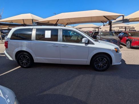 Used 2019 Dodge Grand Caravan GT image 4