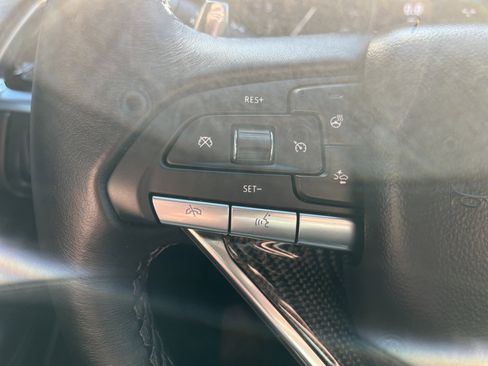 Used 2025 Cadillac XT6 Sport w/ Technology Package image 26