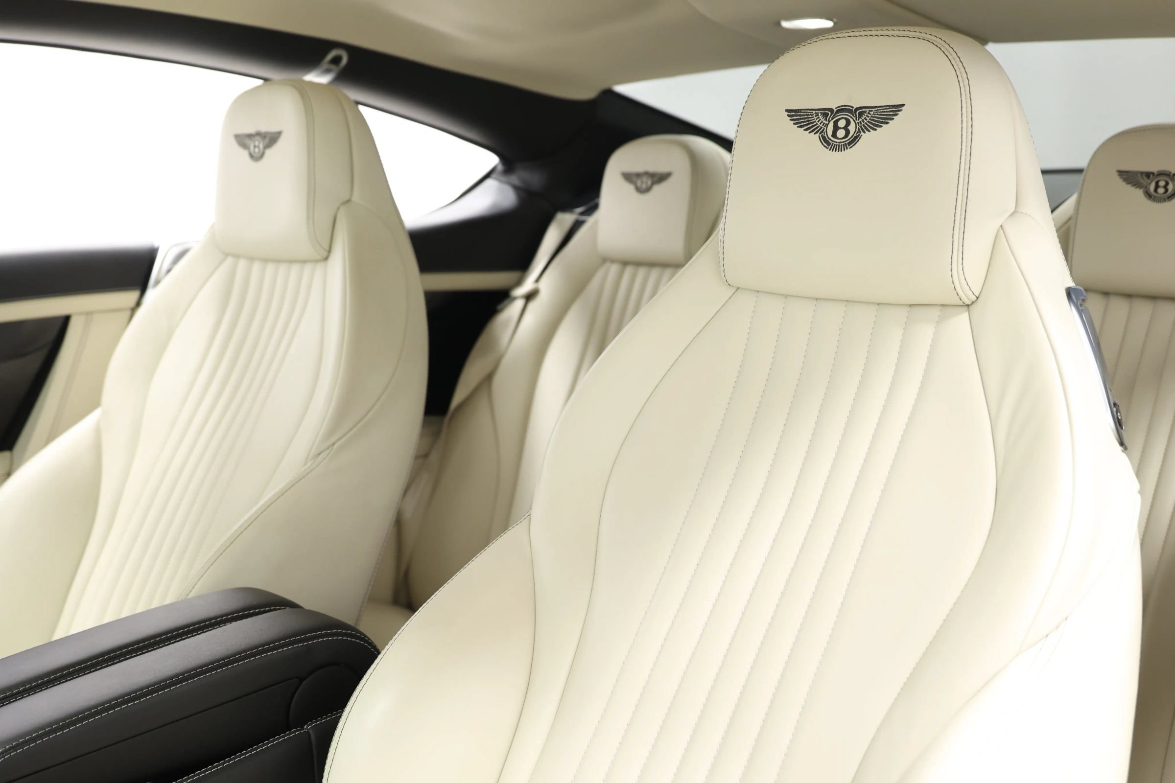 Used 2017 Bentley Continental GT AWD/4WD image 19