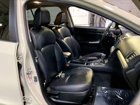 Used 2015 Subaru Crosstrek 2.0i Limited image 8