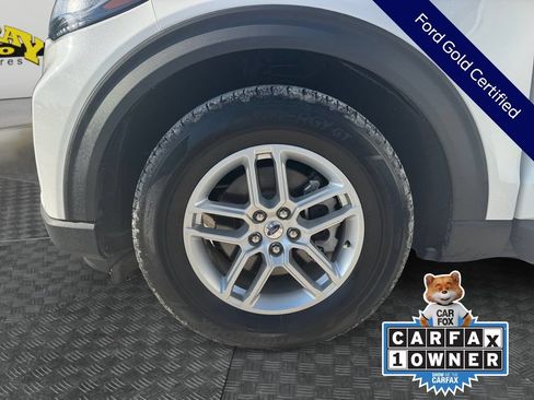 Used 2025 Ford Explorer Active w/ Active Comfort Package RWD image 19
