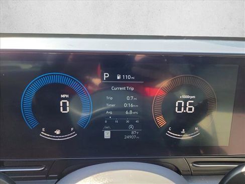 Used 2025 Hyundai Kona SE FWD image 19