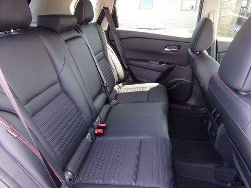 Used 2025 Nissan Rogue SV w/ Rock Creek Premium Package AWD/4WD image 35