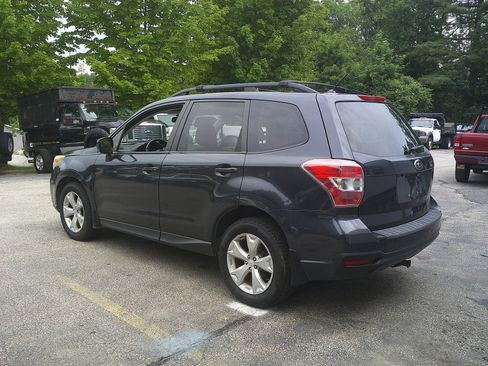 Used 2014 Subaru Forester 2.5i Premium w/ All-Weather Package AWD/4WD image 6