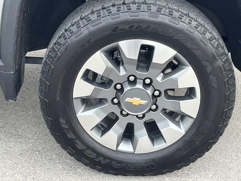 Certified 2024 Chevrolet Silverado 2500 Custom w/ Custom Value Package image 9