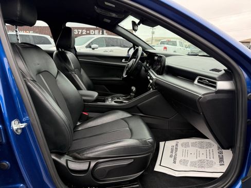Used 2023 Kia K5 GT-Line image 11