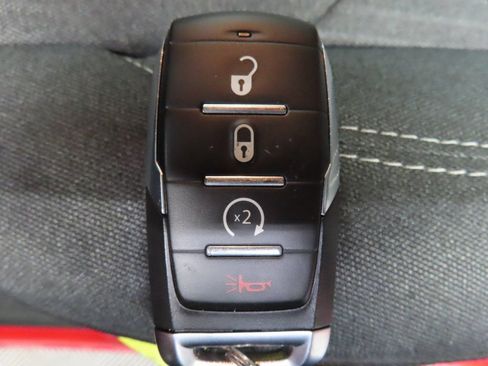Used 2022 RAM 1500 Big Horn AWD/4WD image 56