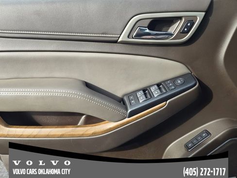 Used 2020 GMC Yukon XL Denali w/ Denali Premium Package image 22