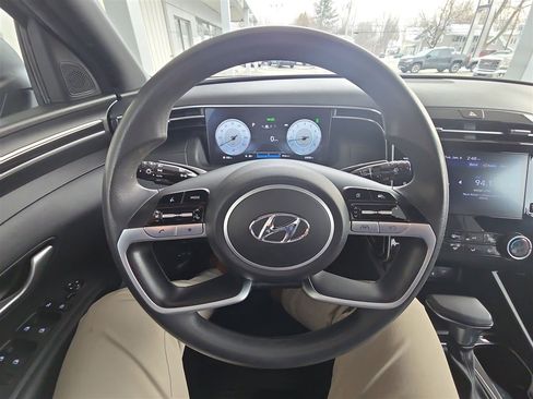 Used 2023 Hyundai Santa Cruz SEL w/ Activity Package image 11