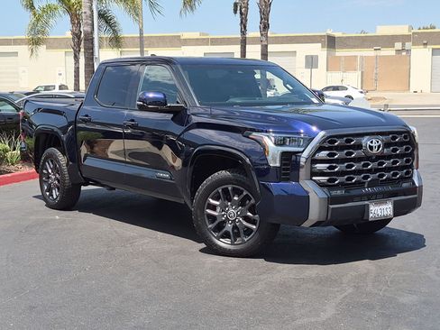 Used 2023 Toyota Tundra Platinum AWD/4WD image 2
