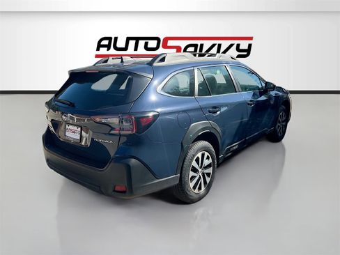 Used 2024 Subaru Outback 2.5i image 7