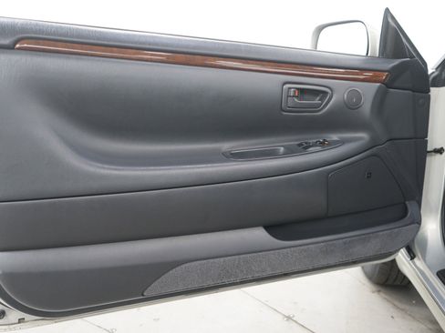 Used 2001 Toyota Solara SLE FWD image 15