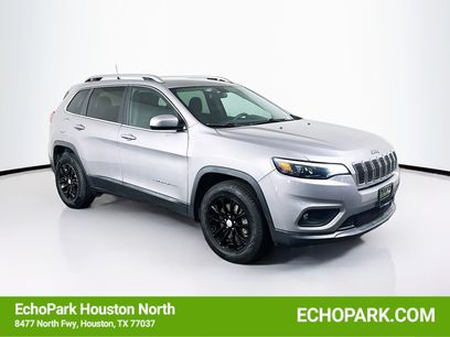 Used 2019 Jeep Cherokee Latitude w/ Popular Appearance Group
