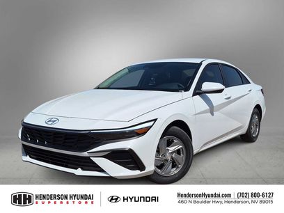 New 2026 Hyundai Elantra SE