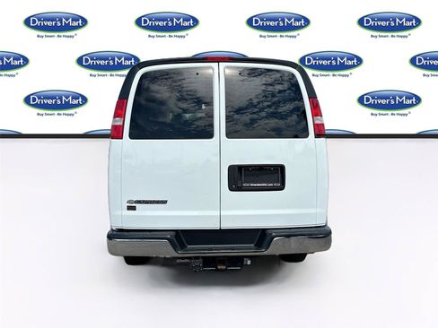 Used 2020 Chevrolet Express 3500 LT w/ LT Preferred Equipment Group RWD image 6