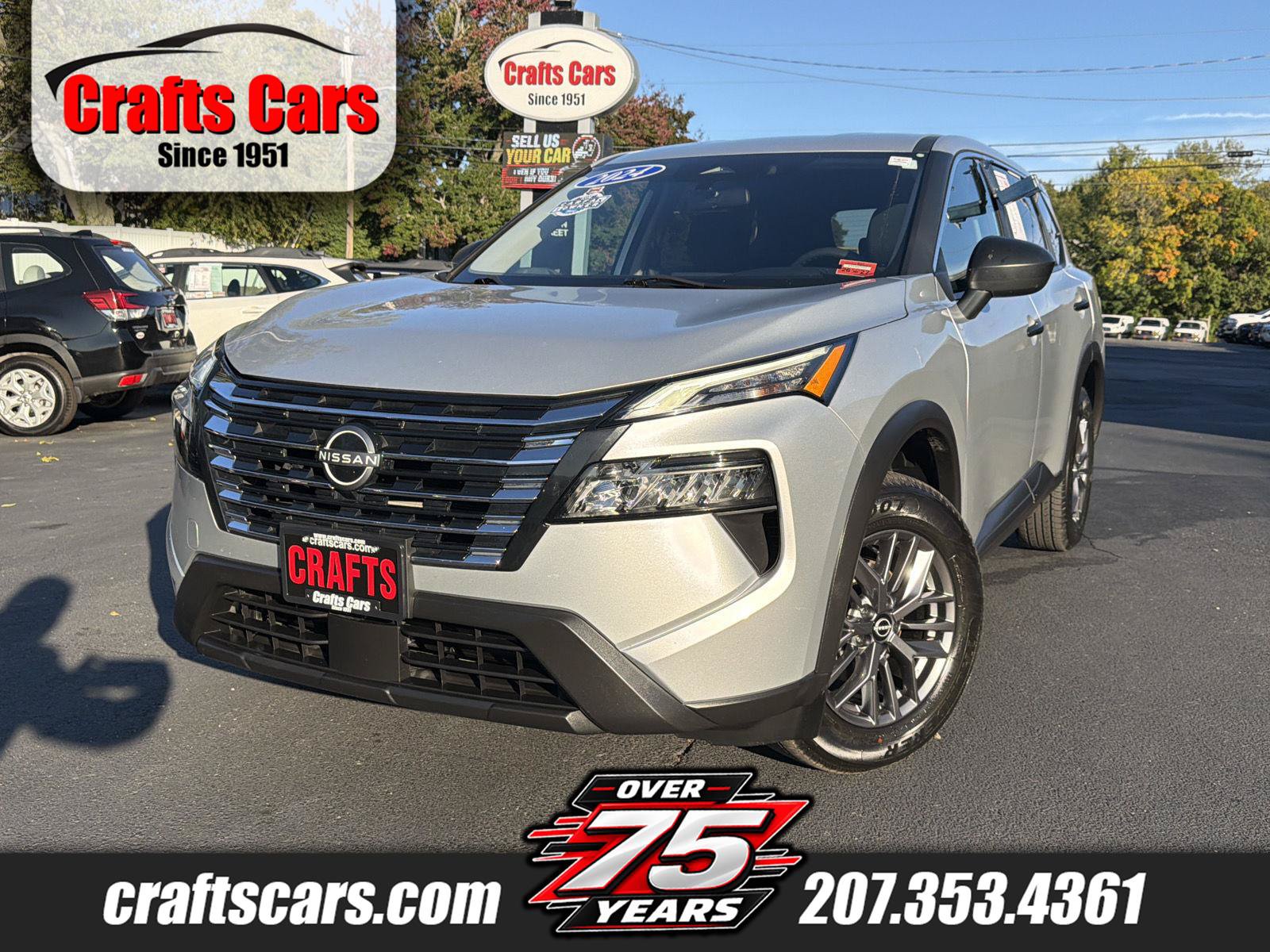 Used 2024 Nissan Rogue S AWD/4WD image 1