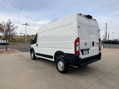 New 2026 RAM ProMaster 1500 w/ Convenience Group image 10