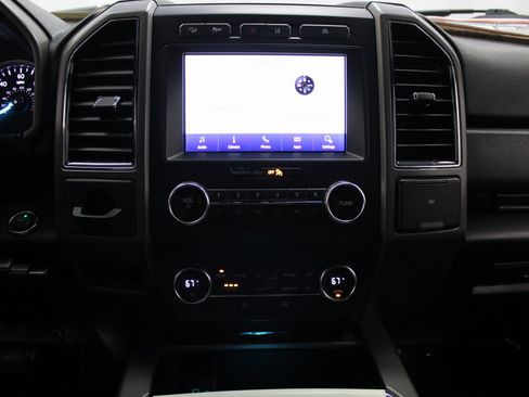 Used 2020 Ford Expedition XLT image 42