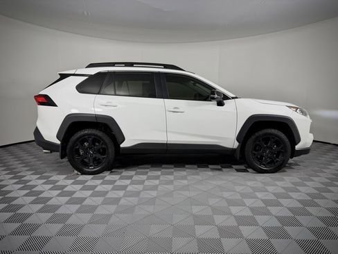 Used 2020 Toyota RAV4 TRD Off-Road image 10