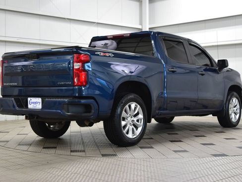 Used 2023 Chevrolet Silverado 1500 Custom AWD/4WD image 8